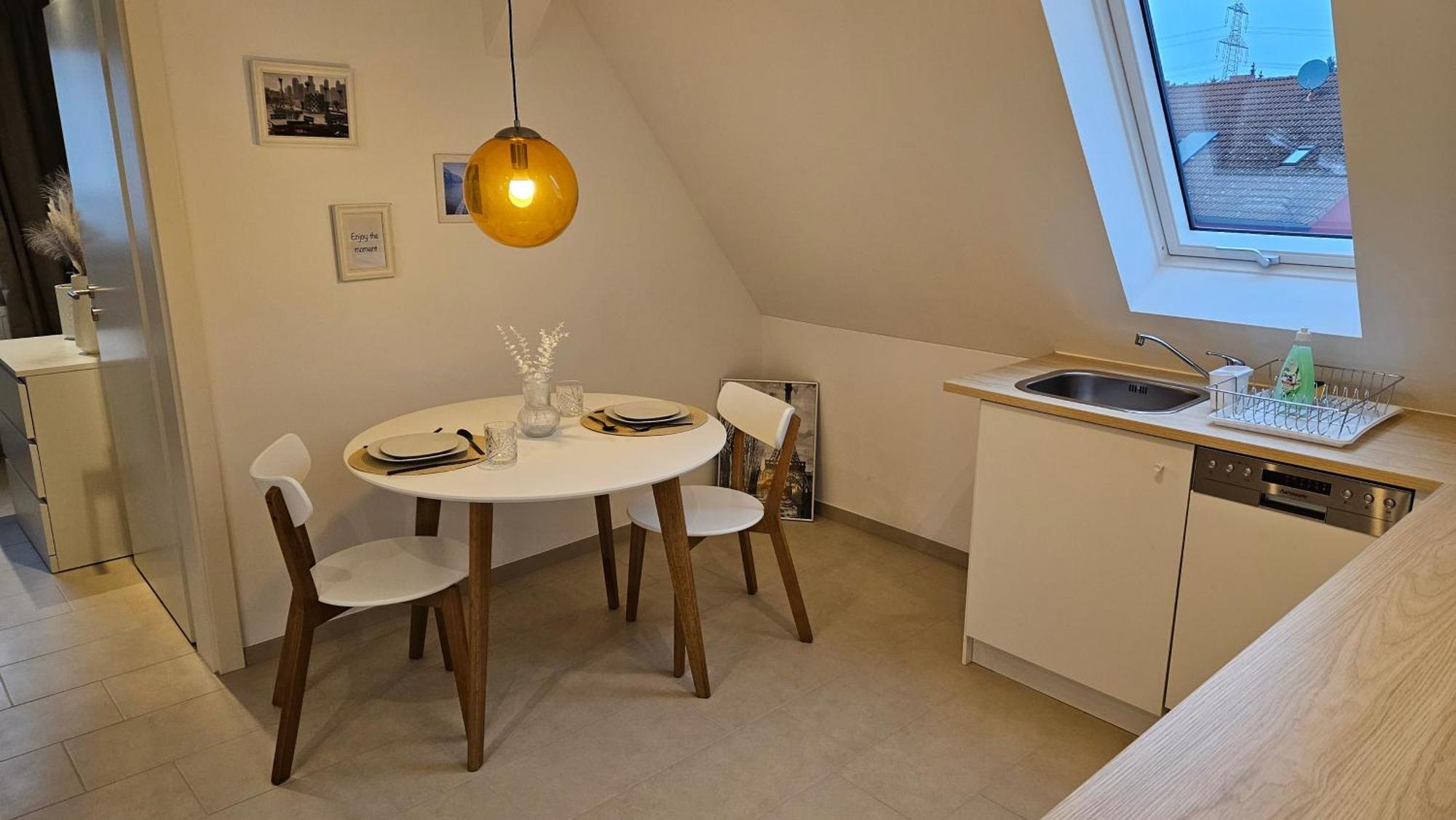 Ferienwohnung As 5 One & Two Bamberg - Modern In Ruhiger Lager Mit Balkon Hallstadt Eksteriør bilde