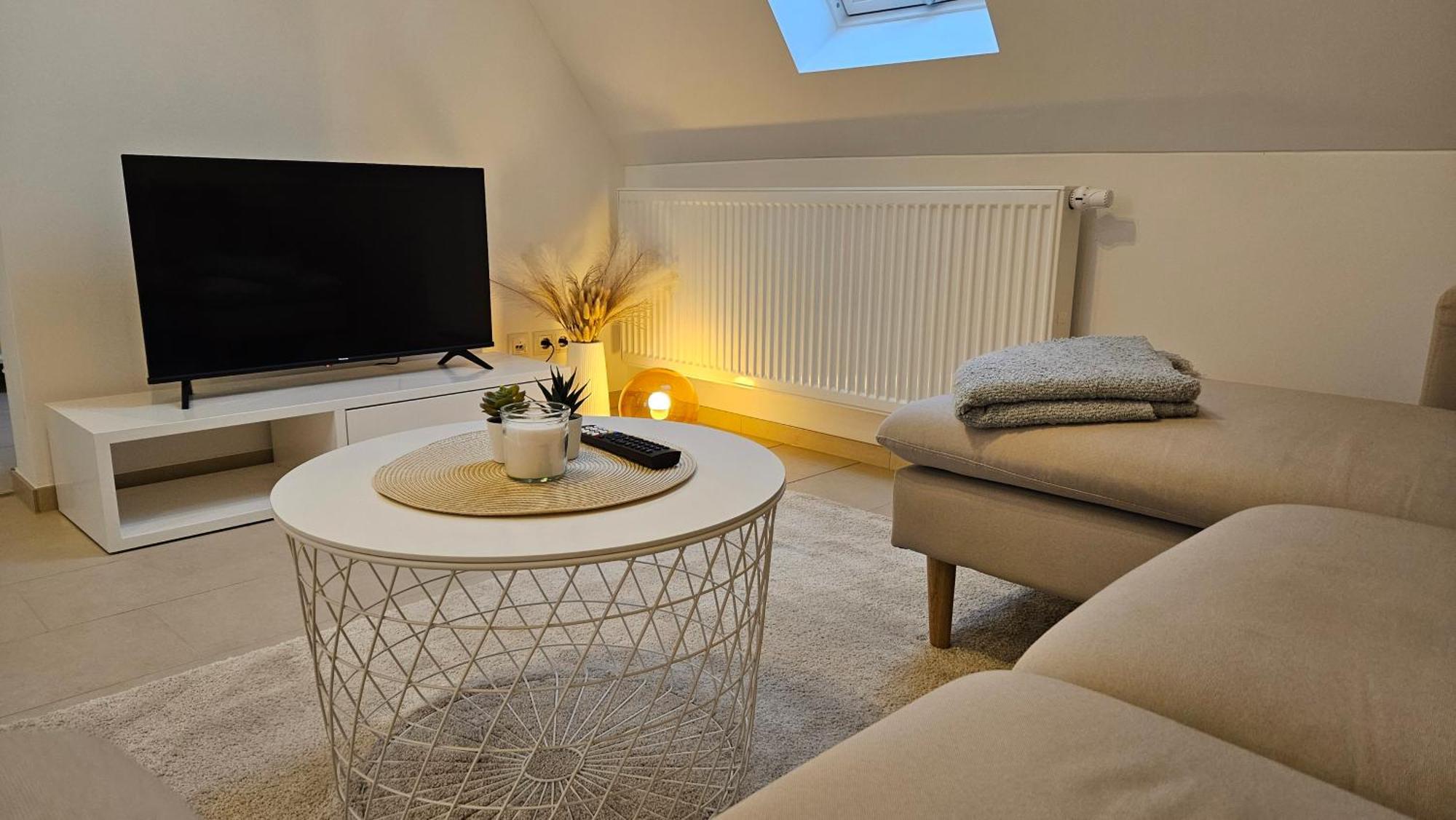Ferienwohnung As 5 One & Two Bamberg - Modern In Ruhiger Lager Mit Balkon Hallstadt Eksteriør bilde