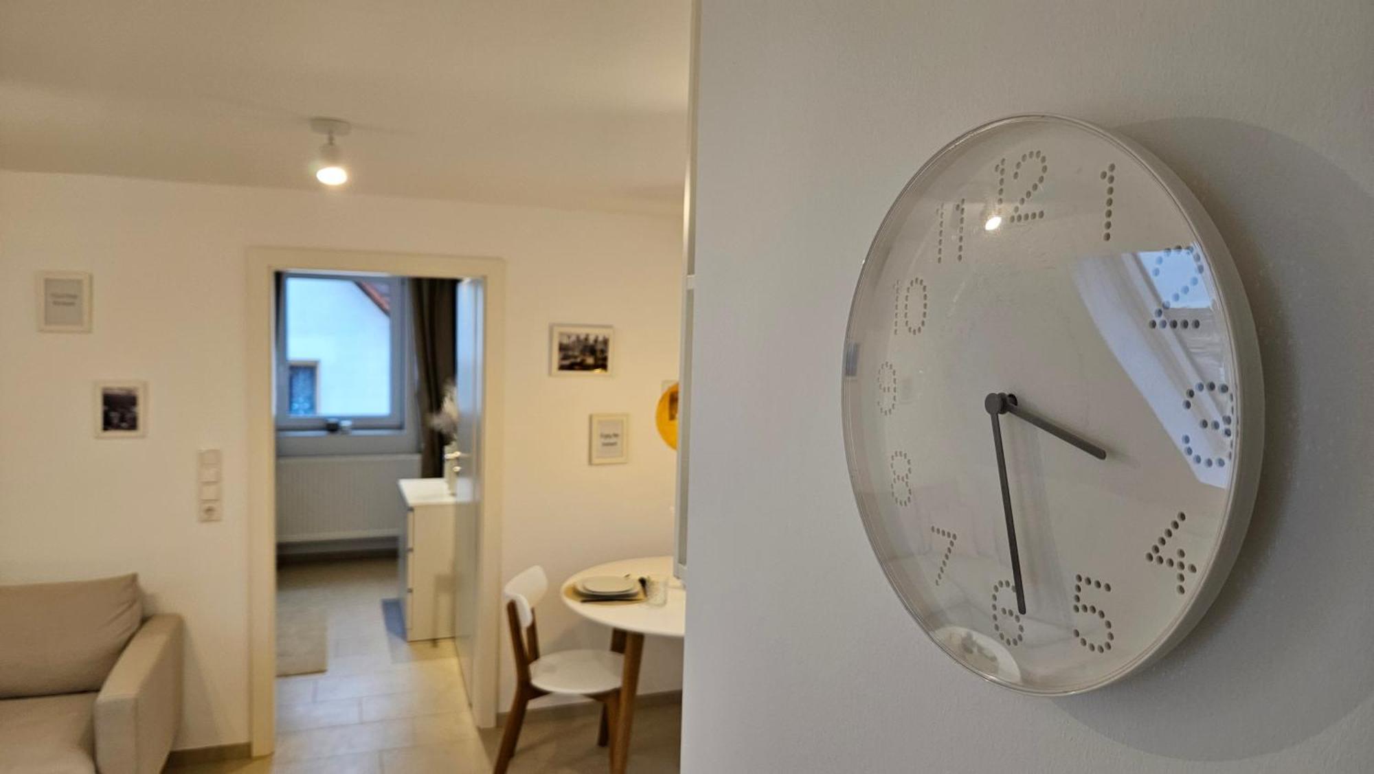 Ferienwohnung As 5 One & Two Bamberg - Modern In Ruhiger Lager Mit Balkon Hallstadt Eksteriør bilde
